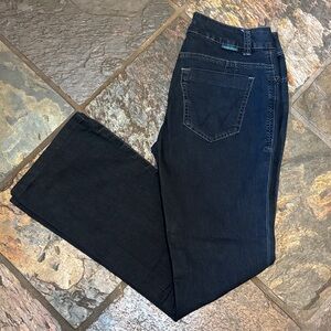 Women’s Worn Jeans